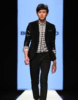 彬伊奴“發(fā)現(xiàn)·新自我”2013/2014秋冬時(shí)尚男裝發(fā)布秀