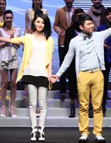 石獅國(guó)際時(shí)裝周閉幕看點(diǎn)：明星助陣閉幕秀場(chǎng) 金獅獎(jiǎng)項(xiàng)各安其主